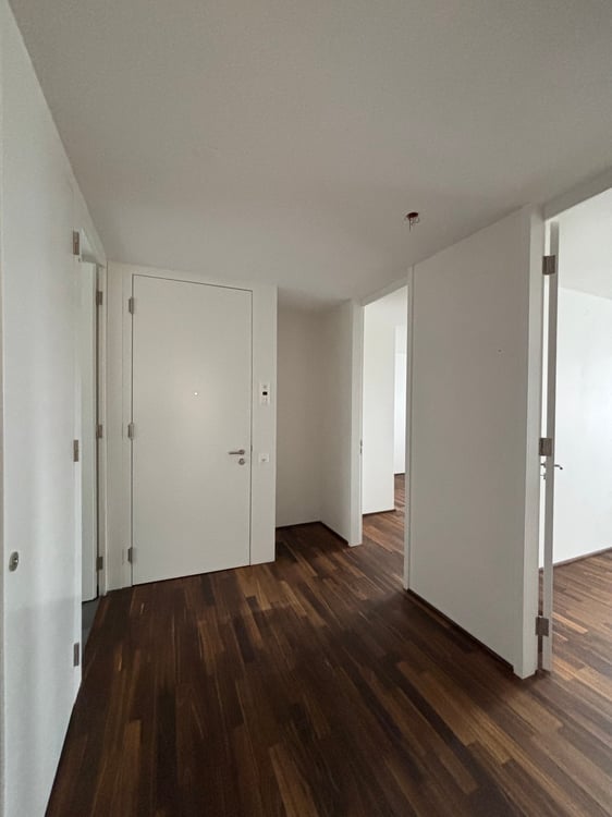 Helle 4.5-Zimmer-Wohnung mit Balkon an ruhiger Lage in Zürich 8044 6