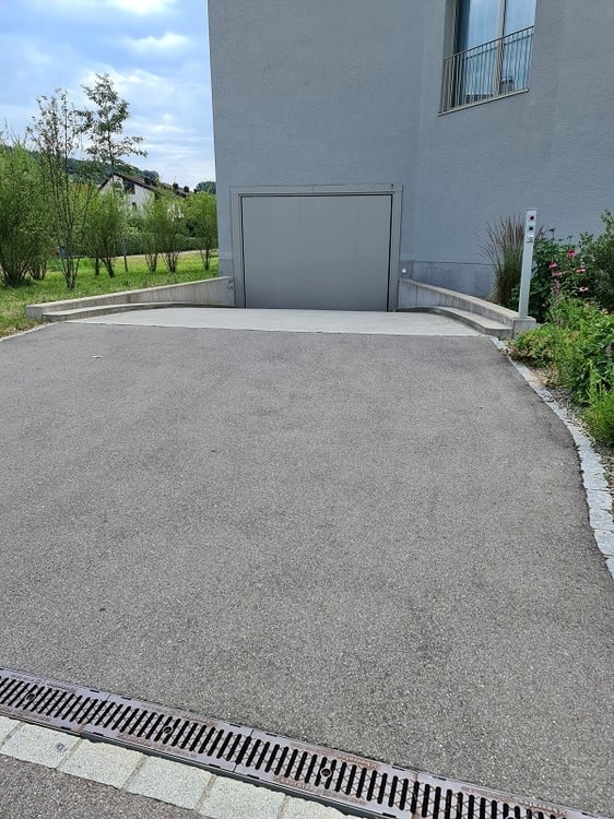 Einstellhallenplatz an zentraler Lage in Bonstetten zu vermieten 2