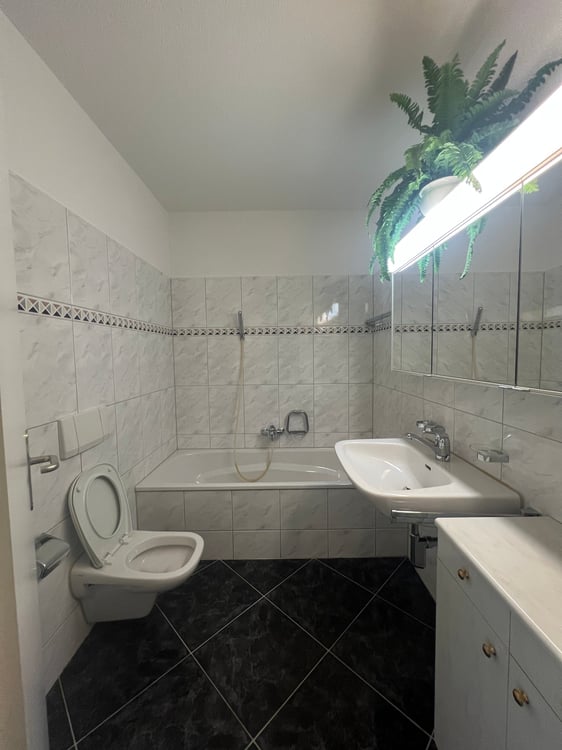 3.5-Zimmer-Wohnung im Eigentumsstandard mit Garten 8