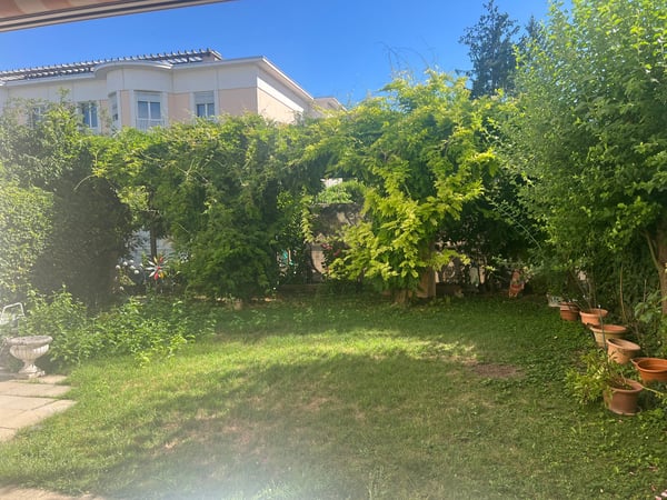 3.5-Zimmer-Wohnung im Eigentumsstandard mit Garten 3