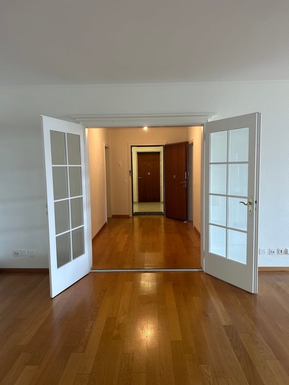 Grosszügige 3.5-Zimmer-Wohnung mit Panoramablick 3