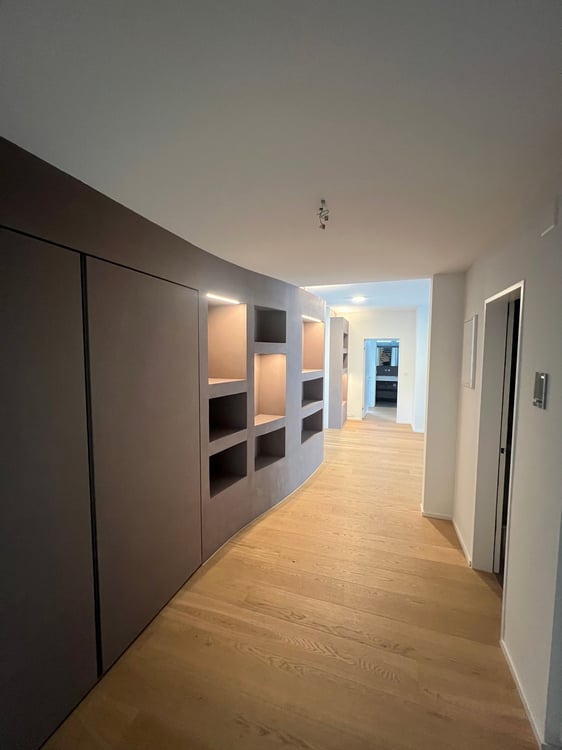 Geräumige 3-Zimmer-Wohnung mit Balkon und schöner Aussicht in Zürich-Fluntern 3