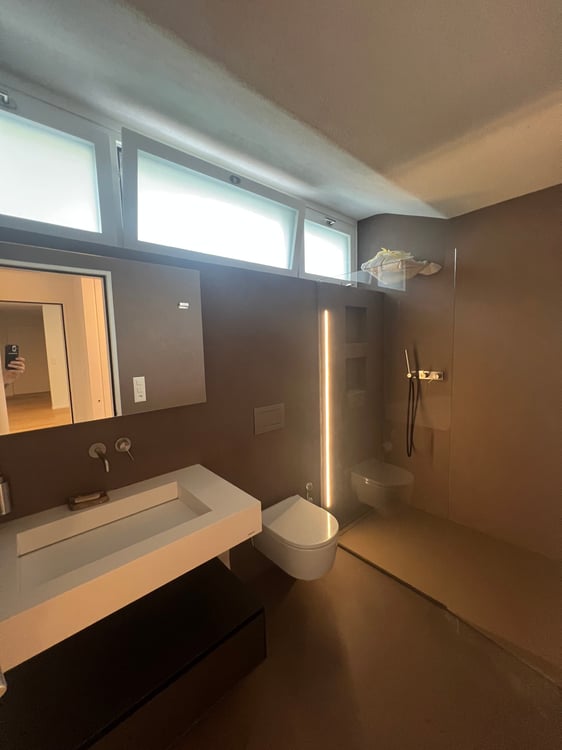 Geräumige 3-Zimmer-Wohnung mit Balkon und schöner Aussicht in Zürich-Fluntern 11