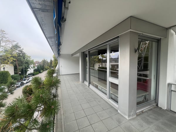 Geräumige 3-Zimmer-Wohnung mit Balkon und schöner Aussicht in Zürich-Fluntern 7