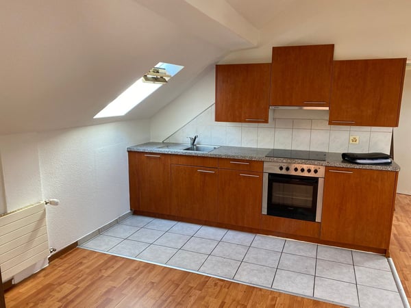 2.5-Zimmer-Dachwohnung im 3. Stock – per sofort verfügbar 7