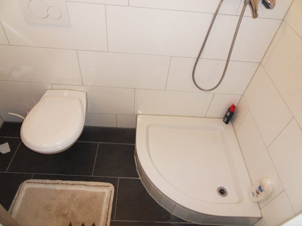 Schöne und helle 2.5 Zimmer-Wohnung an bester Wohnlage 7