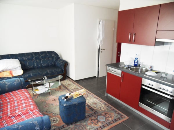 Schöne und helle 2.5 Zimmer-Wohnung an bester Wohnlage 6