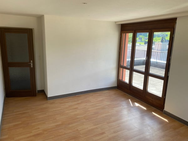 Helle und gemütliche 2.5-Zimmer-Wohnung mit einladender Terrasse 2