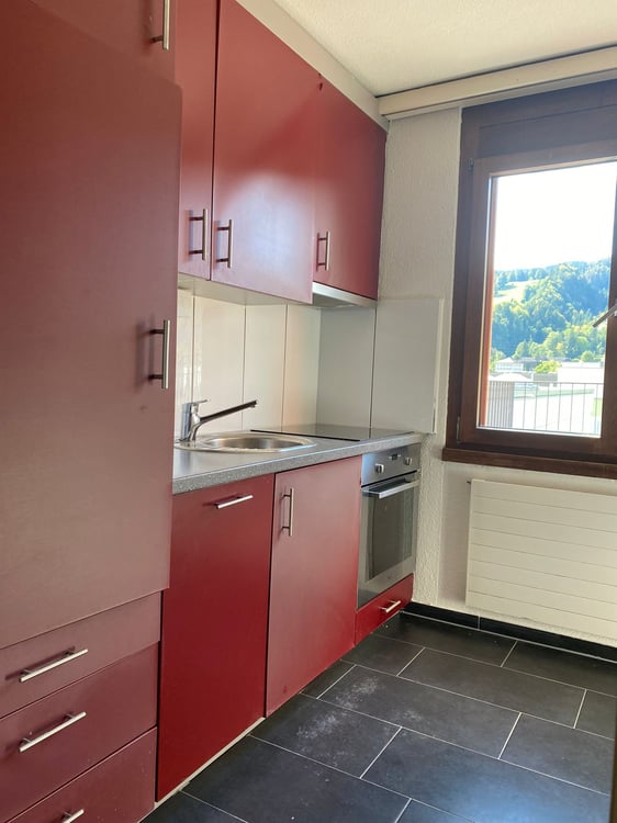 Helle und gemütliche 2.5-Zimmer-Wohnung mit einladender Terrasse 6