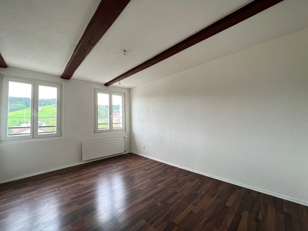 Charmante 3.5-Zimmer-Wohnung mit Balkon in Degersheim 6