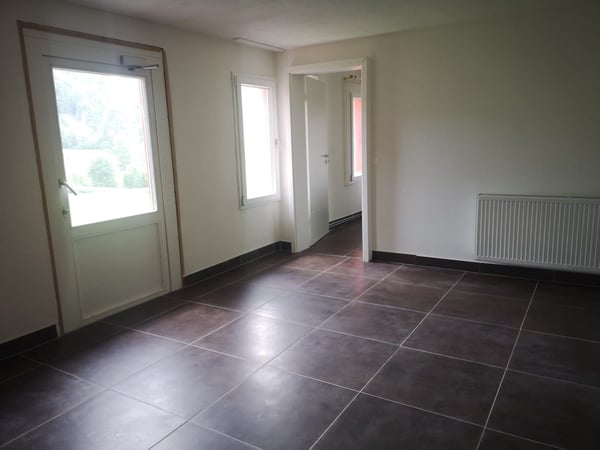 Charmante 2.5-Zimmer-Wohnung mit Balkon in Stein SG – ab April 2027 verfügbar 2