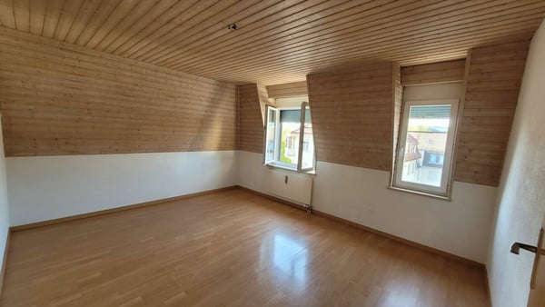 Helle und schöne 4.5-Zimmer-Dachwohnung 6