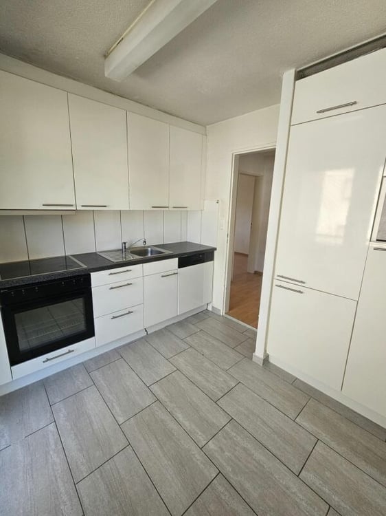 Befristet 5 Zimmerwohnung 7