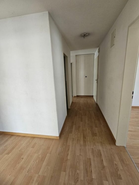 Befristet 5 Zimmerwohnung 8