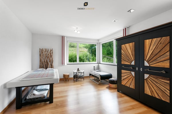 Exklusives Wohnen an ruhiger Lage mit Wellnessbereich in Stadtnähe. 8