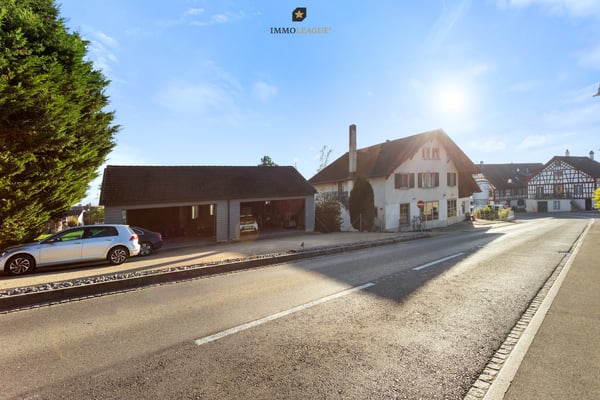 Attraktives Wohn- und Geschäftshaus mit Entwicklungspotenzial. 2