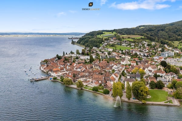 Begehrtes Mehrfamilienhaus in zentraler Seelage 5