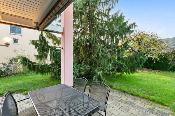 Grosszügiger Wohntraum mit Garten-Idylle an begehrter Lage. 3