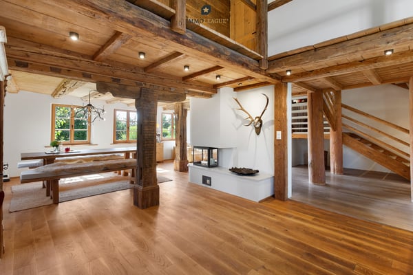 Stilvolles Wohnen mit viel Raum in naturnaher Lage 3