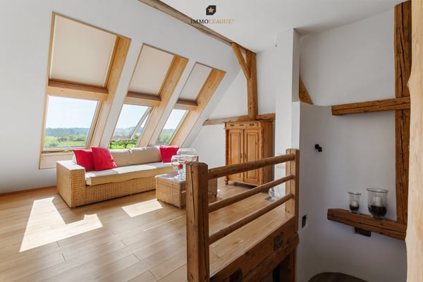 Stilvolles Wohnen mit viel Raum in naturnaher Lage 6