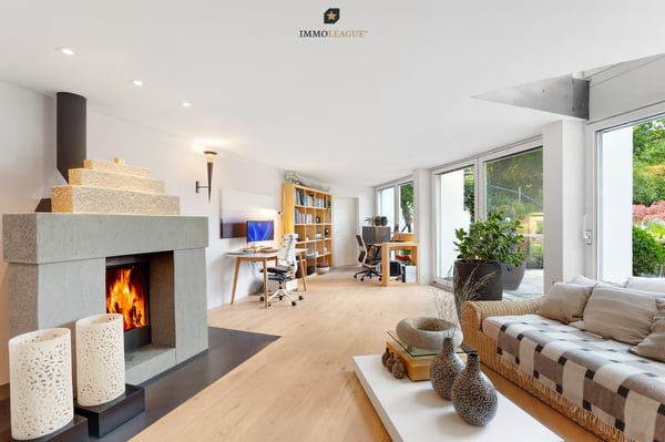 Seltene Gelegenheit: Villa mit Privatweiher an idyllischer Lage. 13