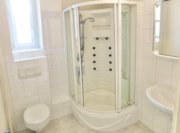 Helle 1-Zimmer Altbauwohnung im Herzen von St. Gallen 4