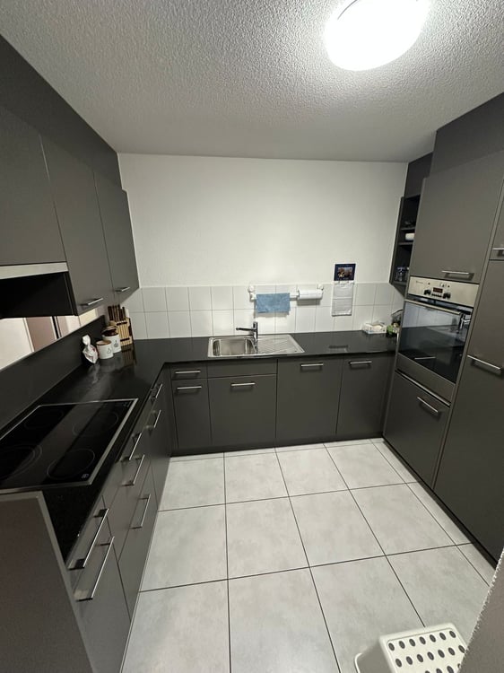 Helle 3.5 Zimmer Wohnung mit grossem, sonnigem Balkon 4