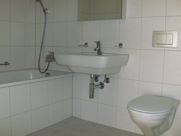 Helle 3.5 Zimmer Wohnung mit grossem, sonnigem Balkon 10