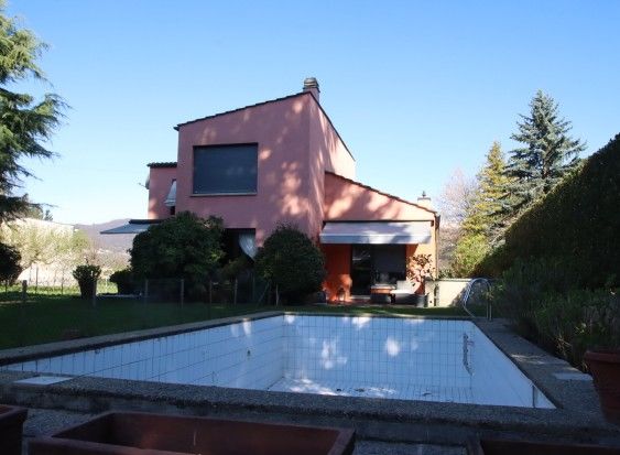 *Casa unifamiliare* 1