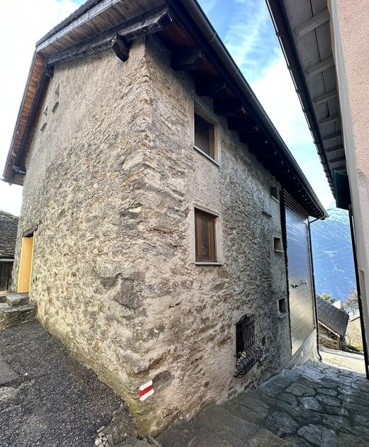 *Casa plurifamiliale* 5