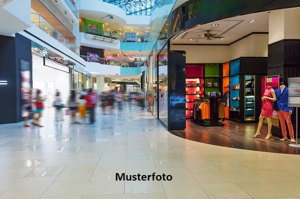 *Spazio commerciale*