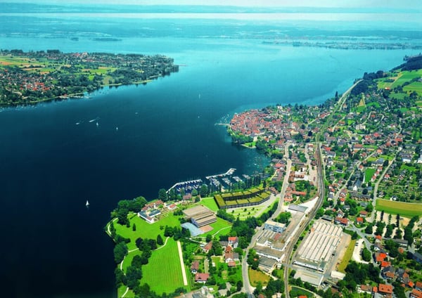 Ihr repräsentativer Geschäftssitz am See... 10