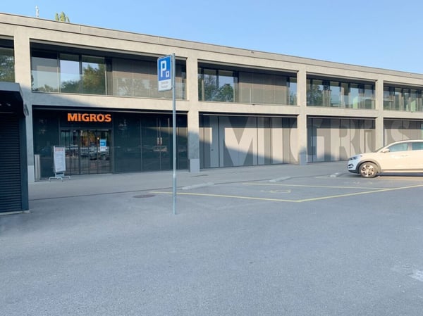 Ihr repräsentativer Geschäftssitz am See... 9