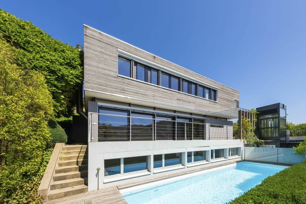 24-304 B - modernes 1.5 Zimmer Wohnhaus mit Aussenpool 13