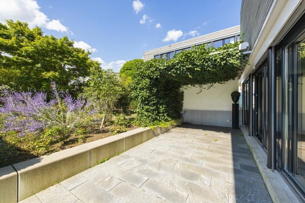 24-304 A - 1.5-Zimmer Wohnhaus an ruhiger Stadtrandlage 24