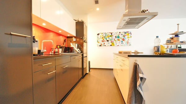 Exclusive 1.5 Zimmerwohnung mit schöner Weitsicht (B3.2) 2