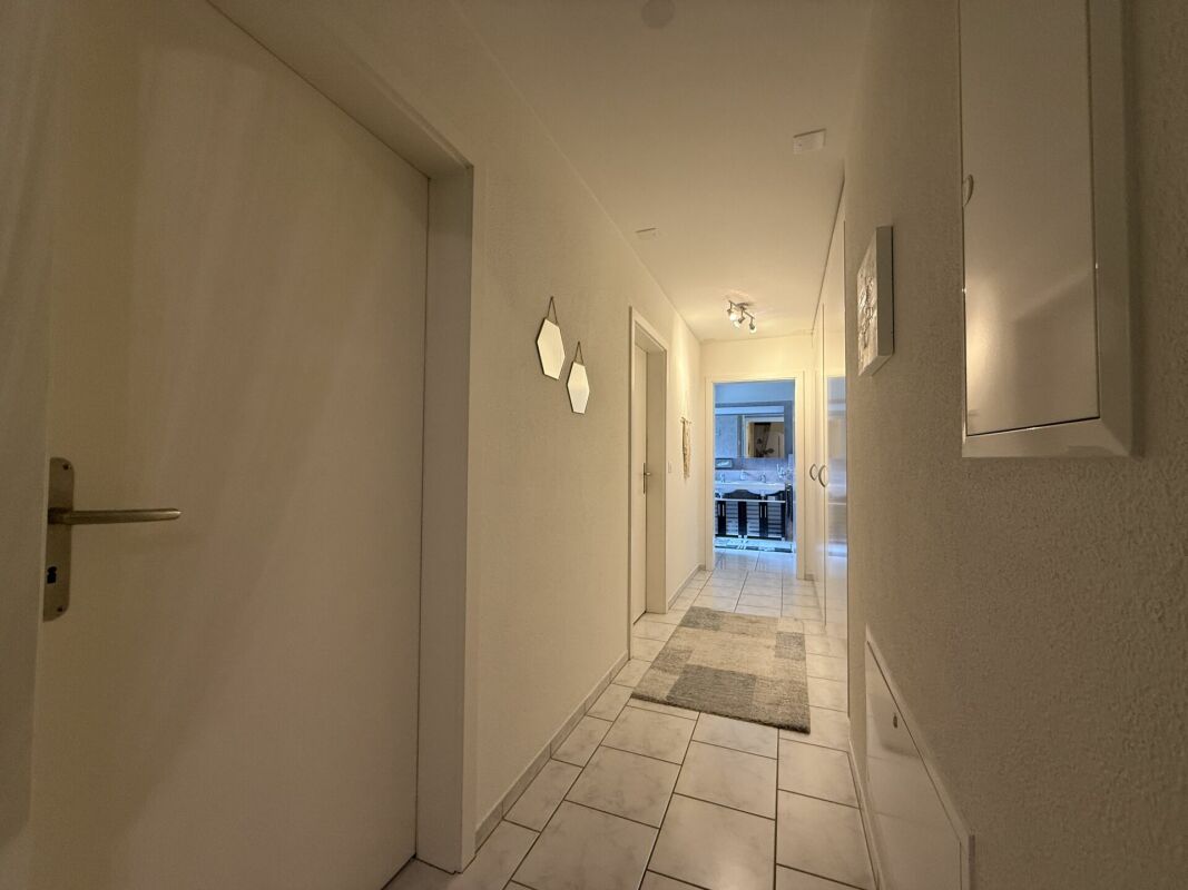 25-319 sehr gepflegte 4.5-Zimmer Gartenwohnung