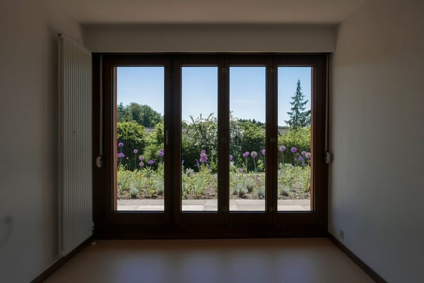 Grosszügige 5.5-Zimmer-Gartenwohnung mit 132 m², sonnigem Garten an ruhiger Lage in Effretikon 9