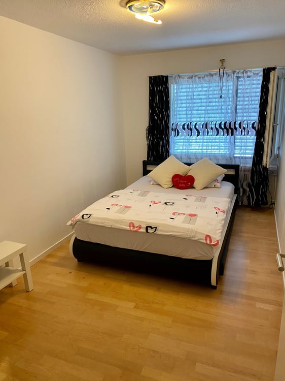 Tolle Wohnung mit eigenem Sitzplatz 8