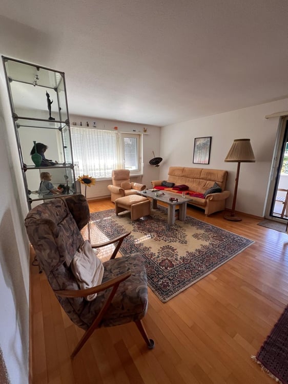 Schöne 3.5-Zimmerwohnung mit Balkon 1