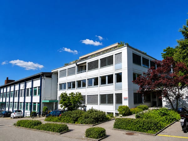 Ausgebaute und unterteilte Büroräume 1