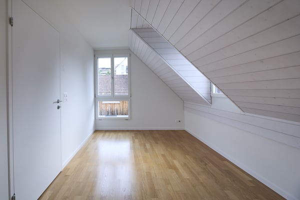 Einzigartige Dachwohnung mit Galerie und Weitblick über den Zürichsee 6