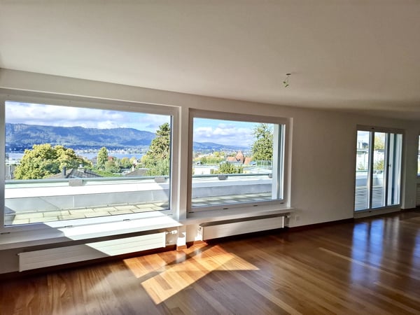 4½-Zimmer-Terrassenwohnung mit Seesicht in Zollikon 2