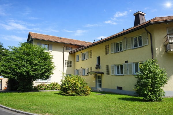 Gemütliche Wohnung an zentraler Lage in Zürich-Wollishofen 1
