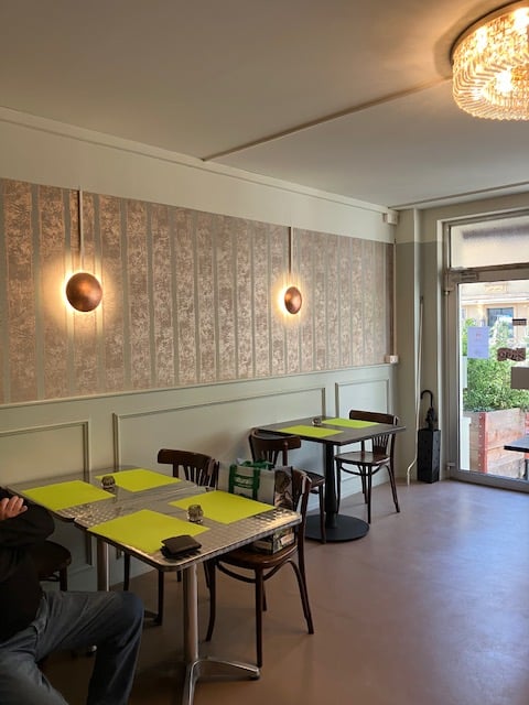 Charmantes Café-Restaurant in Basel St. Johann zu vermieten 4