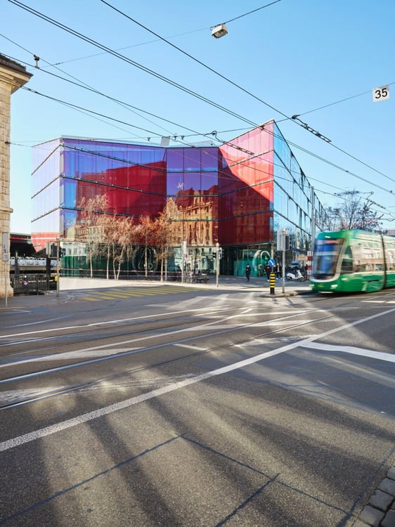 Einzigartige Architektur an einzigartigem Standort am Basler Bahnhof SBB 2