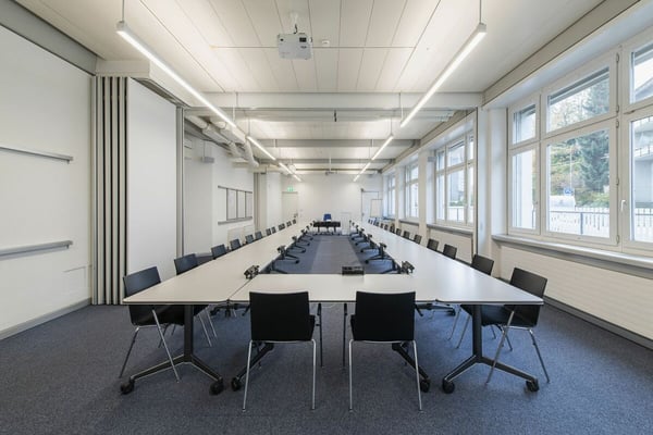 Multifunktionales Aus- & Weiterbildungszentrum 7