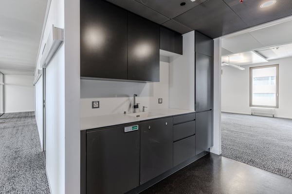 Vollausgebaute Büroflächen im Life Science-Cluster Stücki Park 6