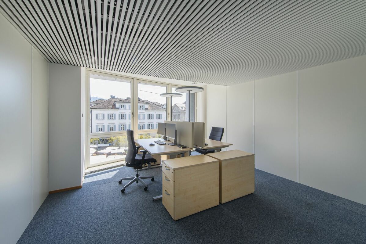 Spazio ufficio pronto per l'occupazione nel cuore della città di Zug