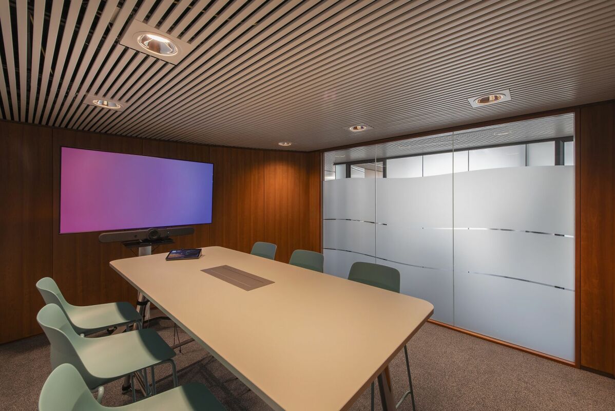 Spazio ufficio pronto per l'occupazione nel cuore della città di Zug